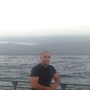  ,   Vitali, 31 ,     