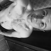  ,  Denis, 27