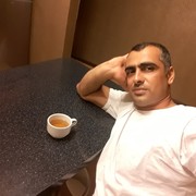  ,  Samir, 42