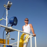  ,   Alehandro, 47 ,   ,   , c , 