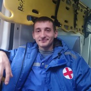  ,   Valentin, 37 ,   