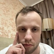  ,  Andrei, 28