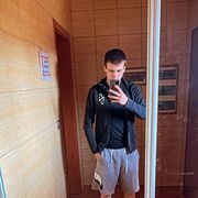  Wolow,  Maks, 26