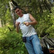  ,   Viktor, 40 ,   