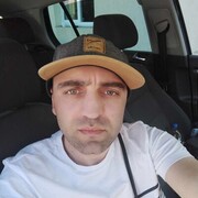  ,  Maxo, 31