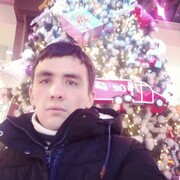  ,  Begzod, 24