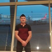  ,  Asif, 38