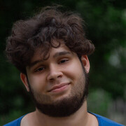  ,  Alex, 24