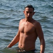   ,   Makc, 41 ,  