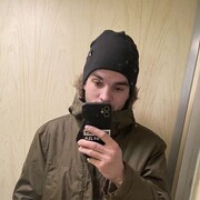  ,  Denis, 28