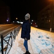  ,   Anastasia, 28 ,  