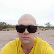  ,  Vlad, 30