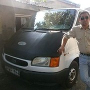  ,   Artur, 46 ,  