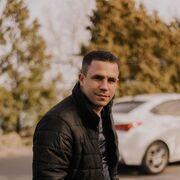  ,  Valery, 32