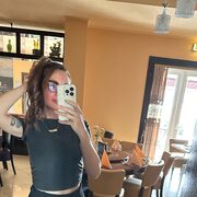  Jena,  khatia, 24