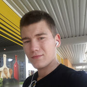  ,  Lauris, 29
