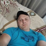  ,  Viktor, 33