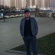  ,   Maga, 42 ,   ,   