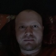  ,  Maks, 32