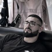  ,  Mikael, 25