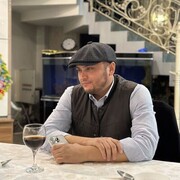  ,   Dani, 35 ,   ,   