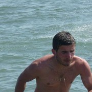  ,  gio, 33
