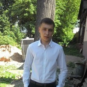  ,   Nikolay, 32 ,  