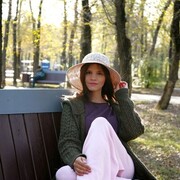  ,   Angelina, 29 ,   c 