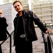  ,   Dimon, 37 ,  