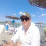  ,   Leonid, 42 ,   ,   