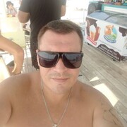  ,  Daniil, 40