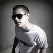  ,   Tony, 32 ,   ,   , c 
