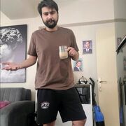  ,   Umut, 31 ,   ,   
