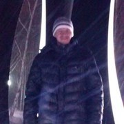 ,   Viktor, 45 ,   