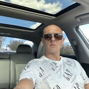  ,  Igor, 28
