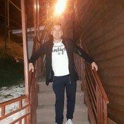   ,   Brunet, 39 ,  