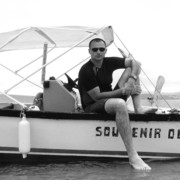  Palais-Bourbon,   Artyom, 49 ,  