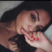 ,  Mila Ki, 21
