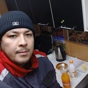  ,  , 32