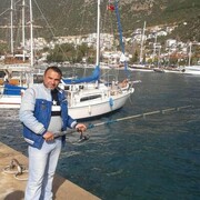  ,   Ali, 44 ,   ,   