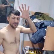  ,  Alik, 35