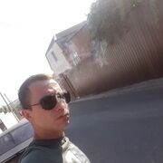  --,   Alexander, 32 ,   ,   , c 