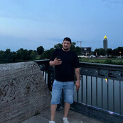  Homberg,   , 32 ,   ,   