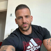  ,   Florian mael, 41 ,   ,   , c 