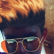  ,  Tom Cruise, 25