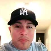  ,  Alejandro, 42