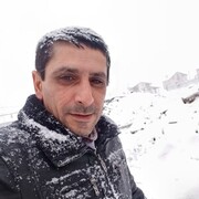  ,   Aro, 49 ,     