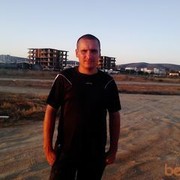  ,   Viktor, 40 ,   