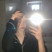  , 