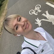  Praha,   Elena, 38 ,   c , 